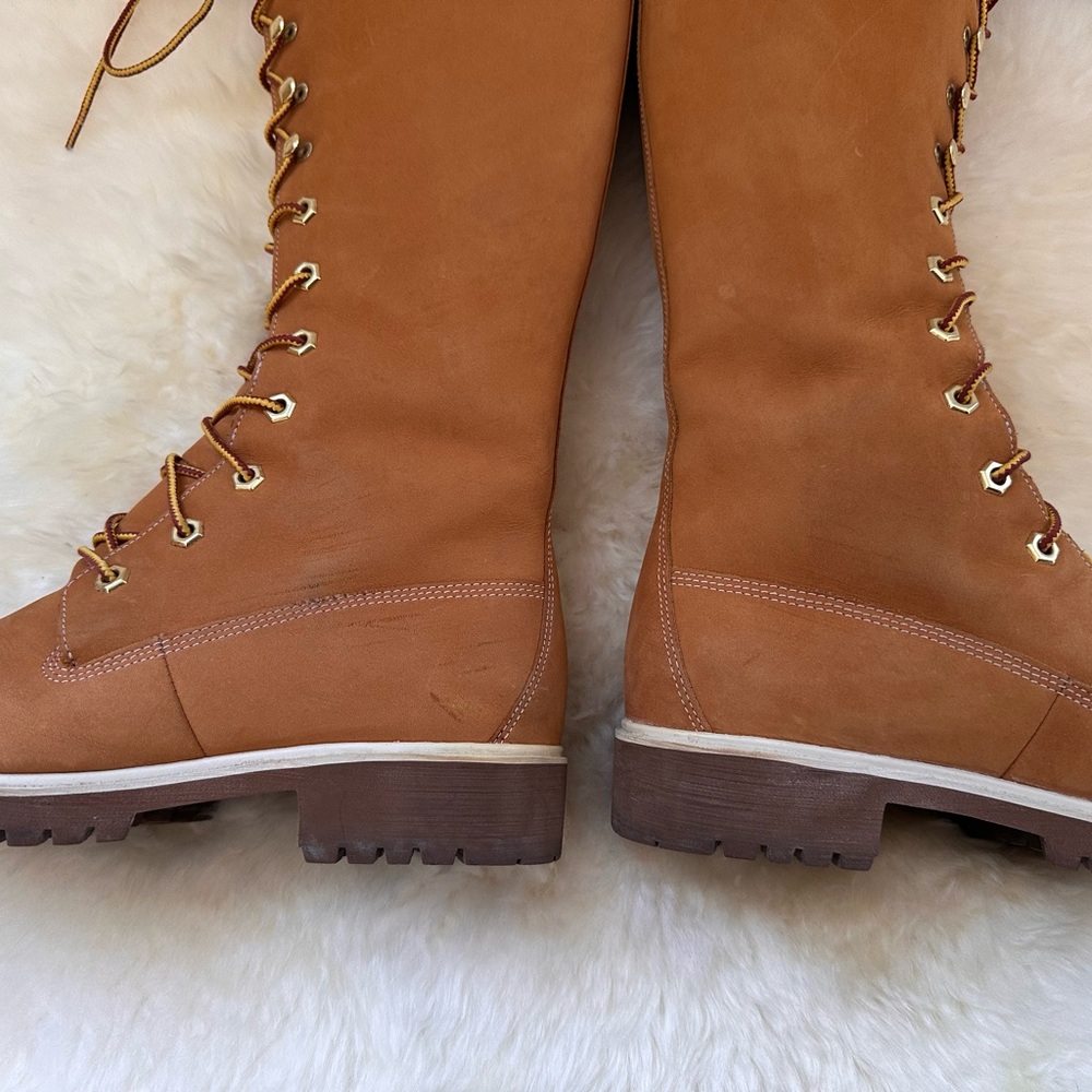 Timberland Tan Lace Up Boots with Durable Rubber Soles - Picture 8 of 13